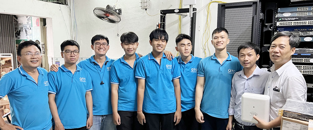 Nhân viên Công ty Quốc Thuần